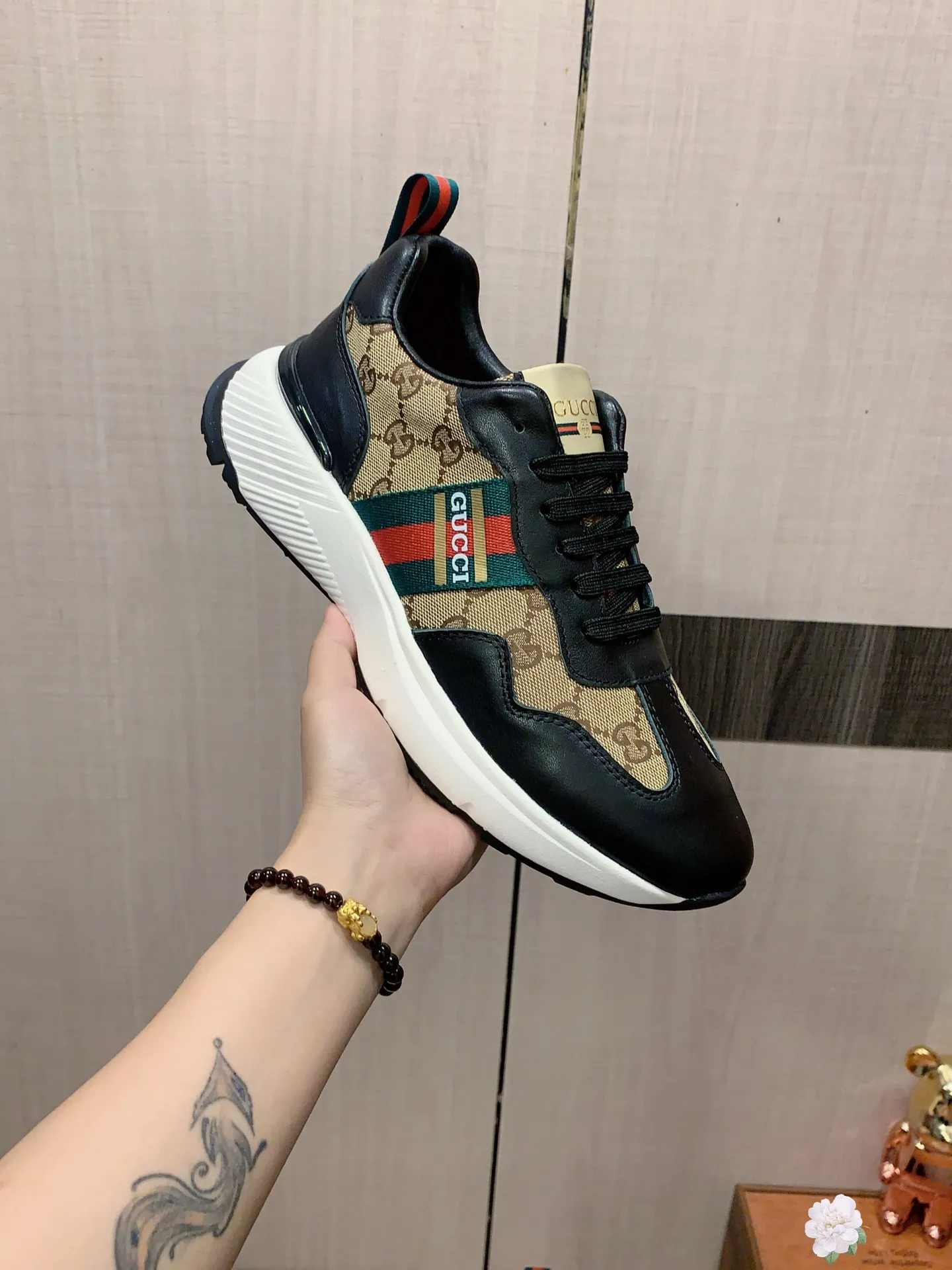 Men's men's shoes💰460💰💰🎩🎩[Lightning][Lightning] "Gucci*" The latest • popular casual shoes, top brand [seduce] luxury ~ purchasing agency, top ~ quality. [Strong] The upper is made of imported breathable cowhide with woven material ➕ breathable sheepskin feet (•) and fine workmanship. The original stylish and stylish soft rubber wear-resistant and non-slip outsole is light and comfortable on the feet. The real thing looks better when photographed. 010: Size: 38-44, 4️⃣ colors selected
